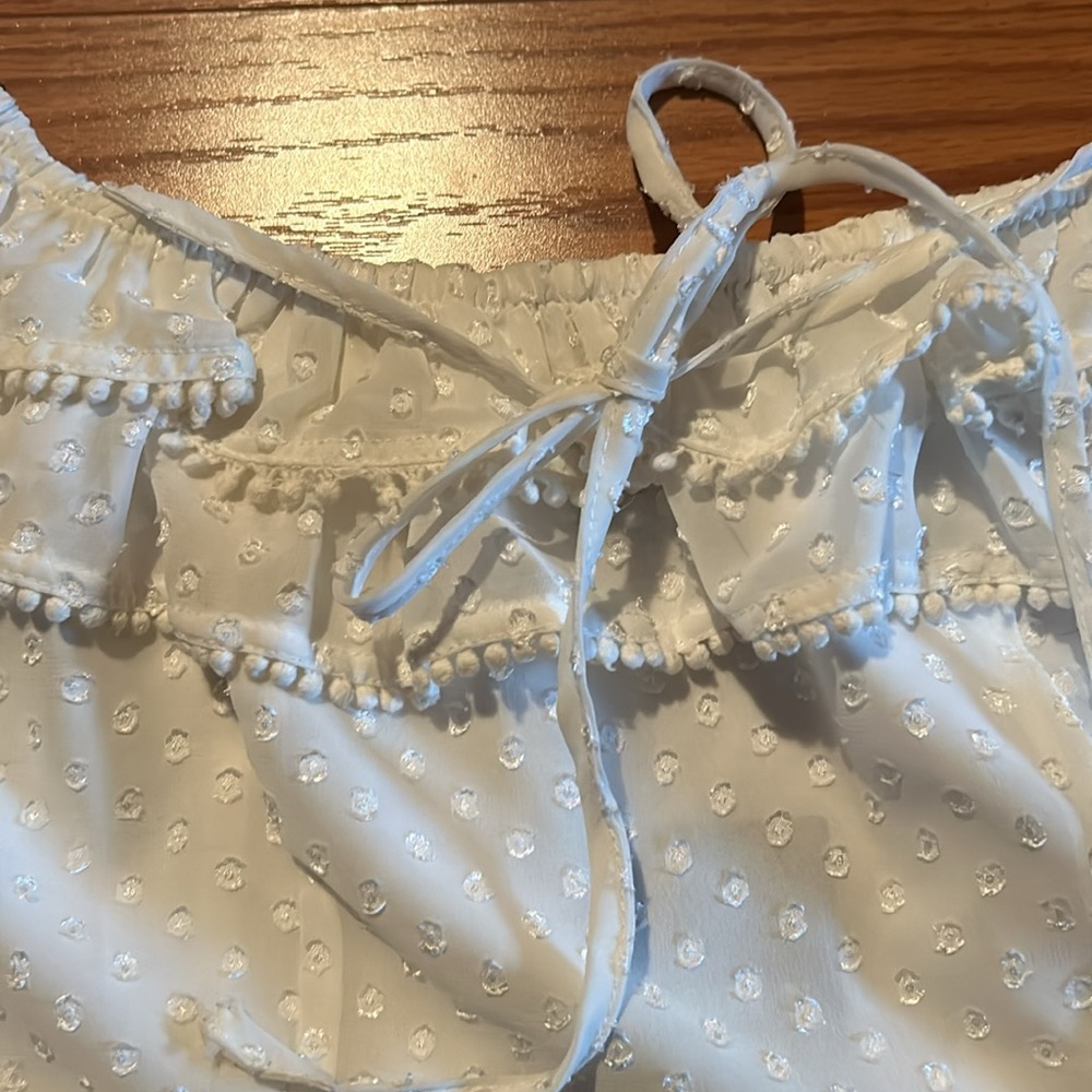 Forever 21 flutter sleeve off the shoulder crop M - Picture 2 of 6